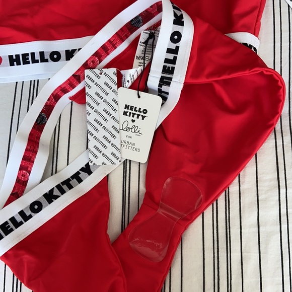 Lolli x Hello Kitty UO Exclusive Red Bikini Set L - Picture 3 of 4